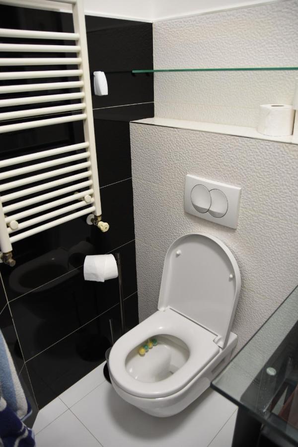 Api Apartment 萨格勒布 外观 照片